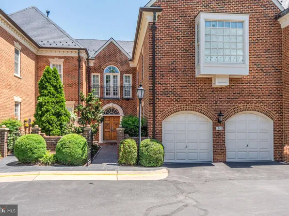 1225 Stuart Robeson Dr, Mc Lean, VA 22101