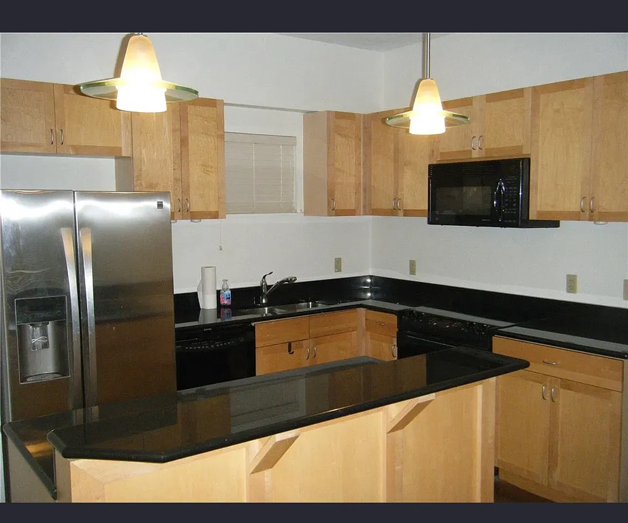 2 bed, 1122 sqft, $2,550 — Photo 2
