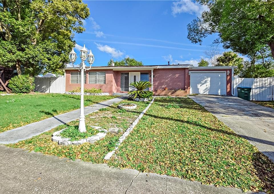 1st image of 1417 E Lombardy Dr