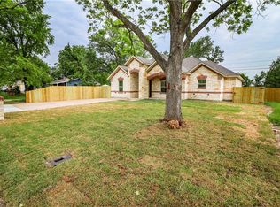 2909 Sarah St, Waco, TX 76706