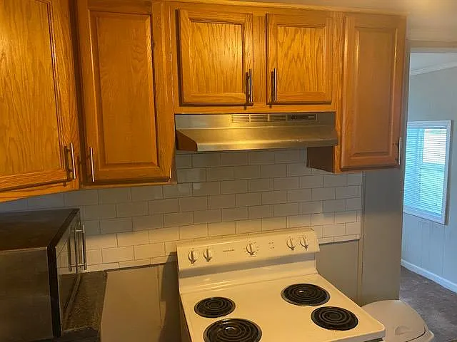 15 Haughton Ave — Photo 9