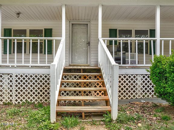 3rd image of 481 Mount Hebron Road