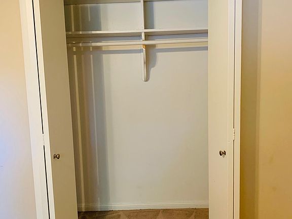 4th image of 2205 Long St