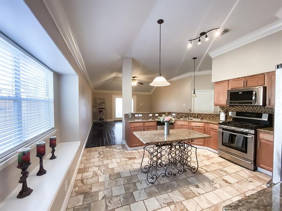 1st image of 2623 Tinas Terrace Dr