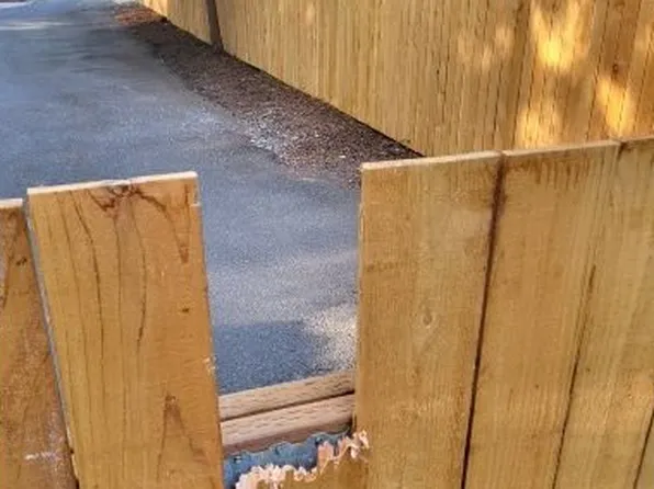 220 N Ashcroft St, Otis, OR 97368