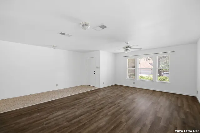 2254 Indian Meadows Dr — Photo 7