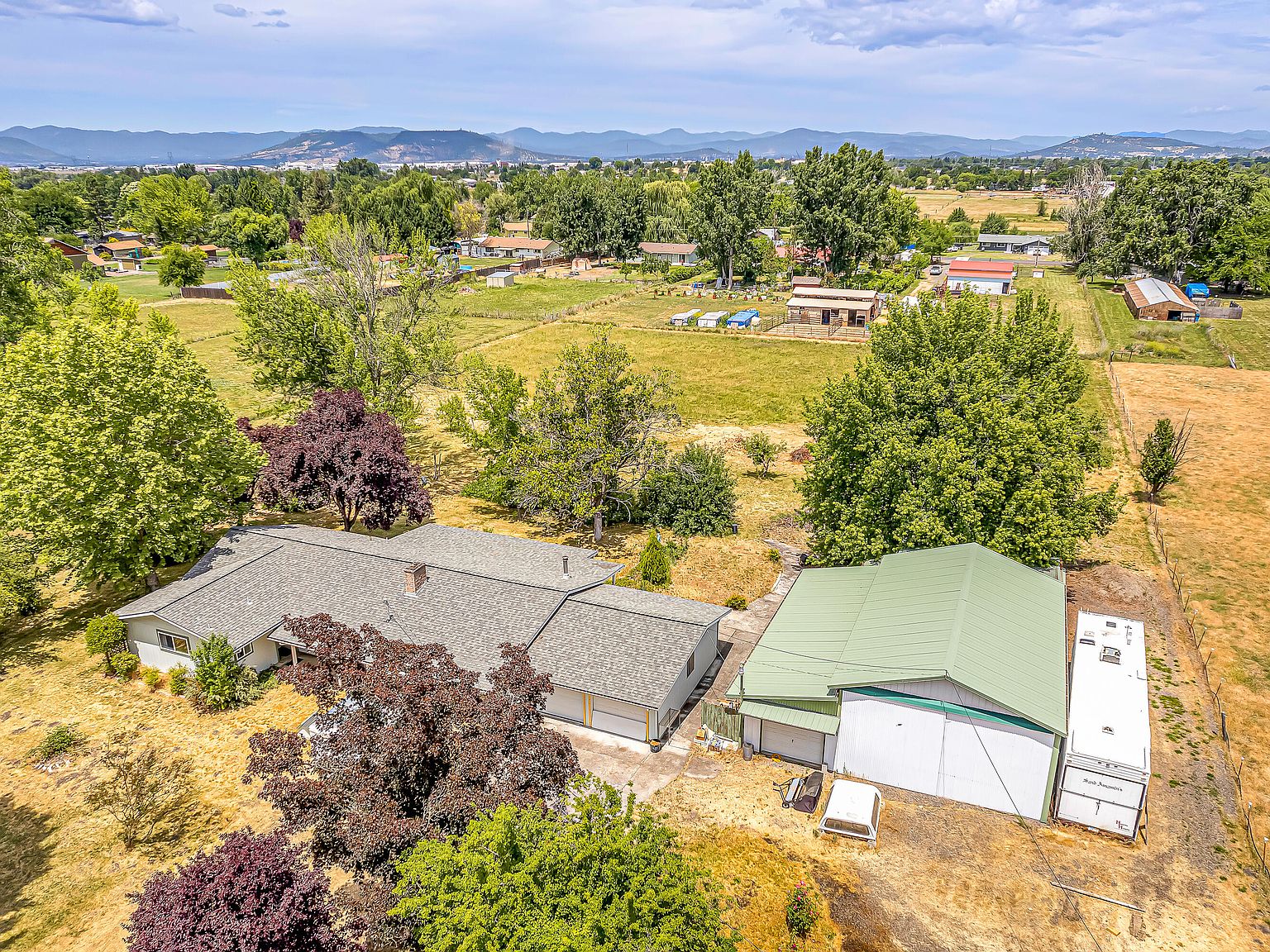 2775 Randall Ave, Central Pt, OR 97502 Zillow