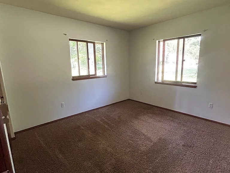2274 W Glenview Dr #2 — Photo 6