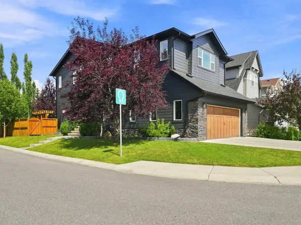 4 S Silverado Saddle Ct SW, Calgary, AB T2X 0J1