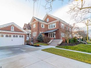 2 S Derby Ave, Ventnor, NJ 08406