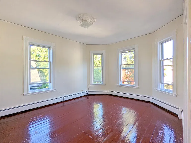 21 Thorndike St #2 — Photo 13