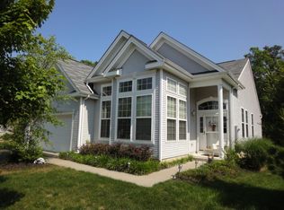 8 Inlet Ct, Barnegat, NJ 08005