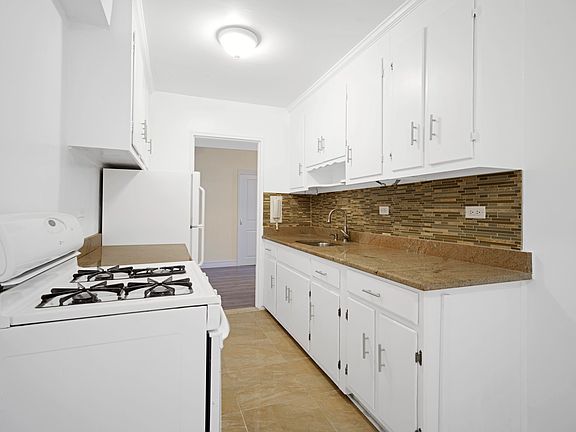 4th image of 33-25 90th St APT 1K