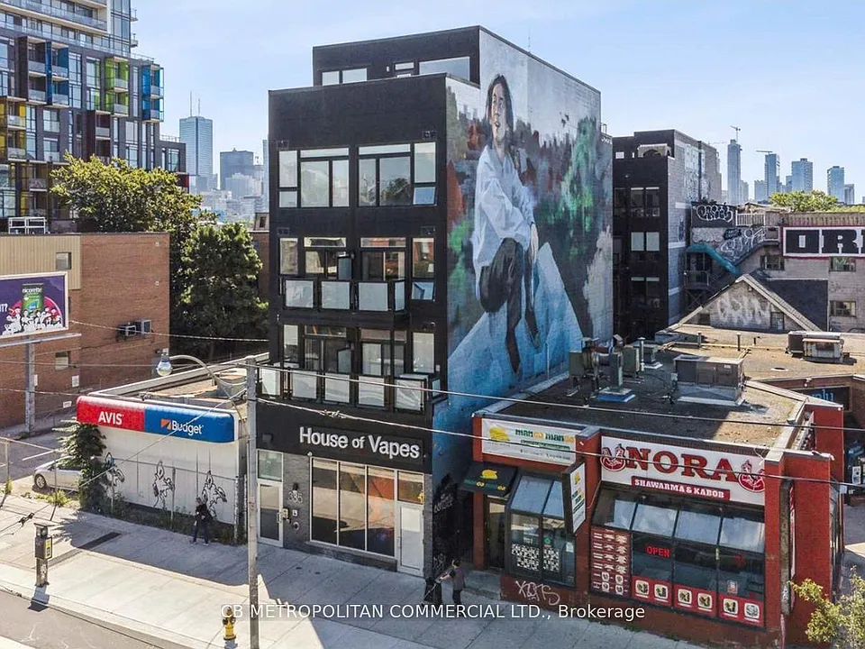 335 College St #105