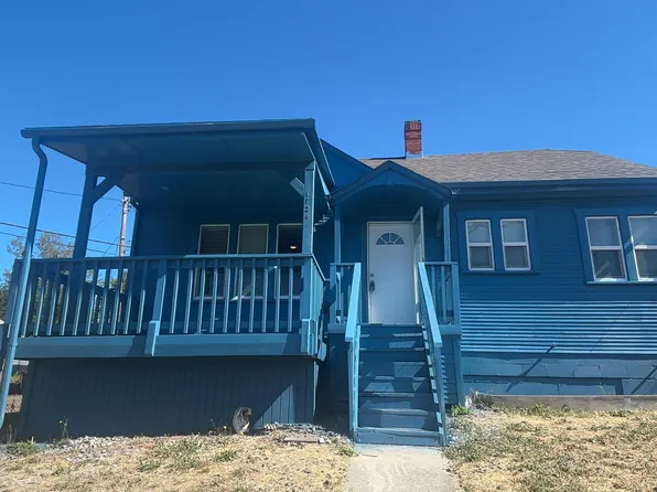 1724 NE Klamath Ave, Roseburg, OR 97470