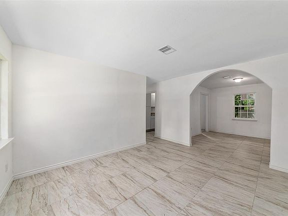 4th image of 7213 Canary Cir