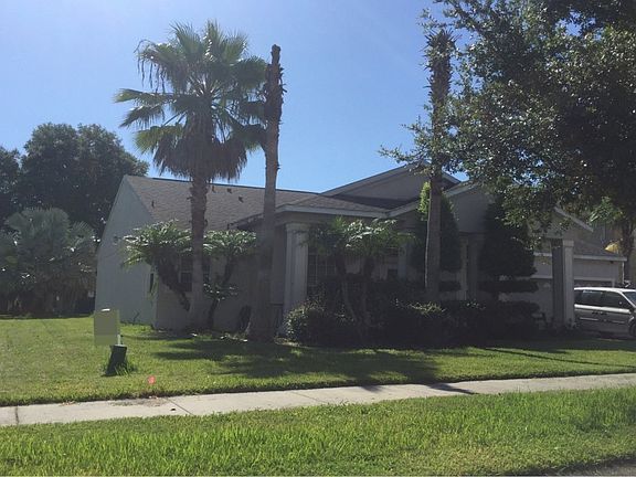 3rd image of 2305 Treetop Ln