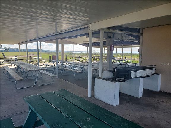 3rd image of 715 INDIAN LAKE DRIVE