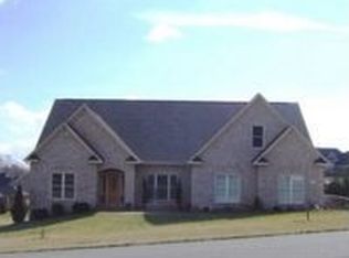 6109 Dwayne Starnes Rd, Hickory, NC 28602