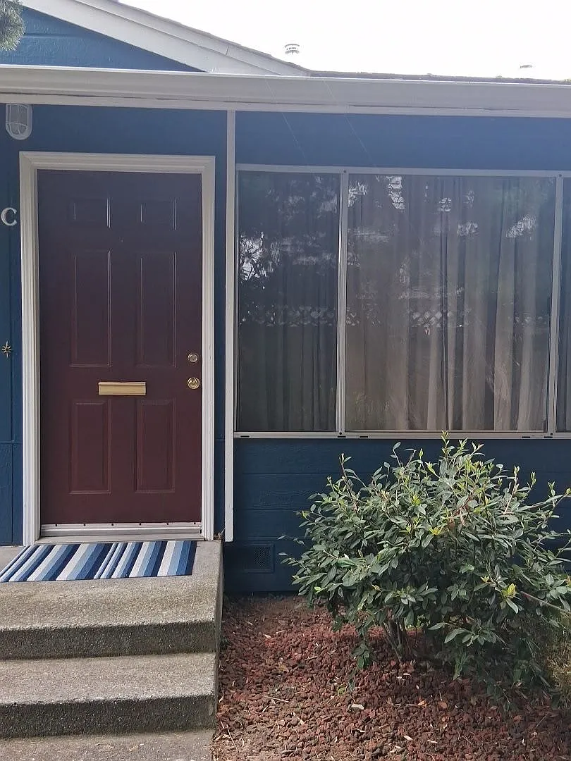 414 Watson — Photo 1