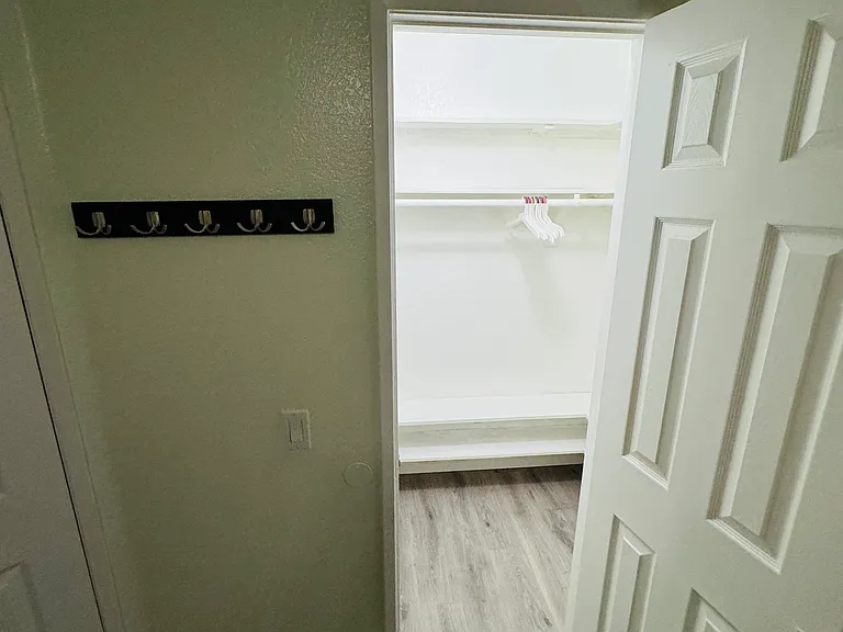 13661 Kings Canyon Ct #1 — Photo 3