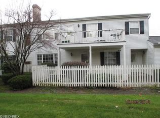 17681 E Brook Trl, Chagrin Falls, OH 44023