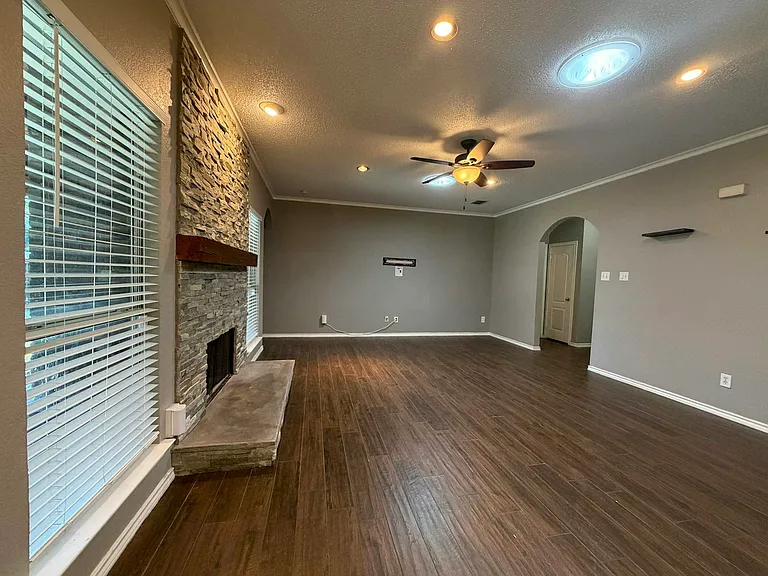 Living room 1