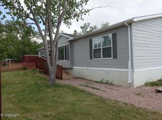 10 Lakecourt Dr, Pine haven, WY 82721