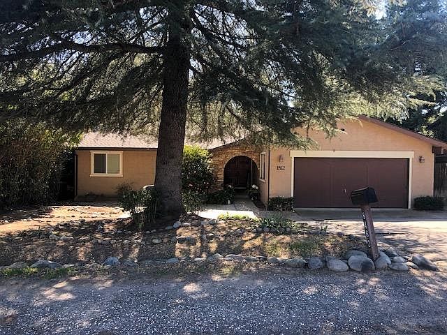 1st image of 8462 Hidden Valley Cir