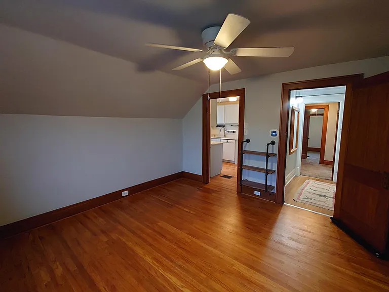 64U Parkwood Ave — Photo 6