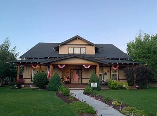 1034 NW 15th St, Redmond, OR 97756