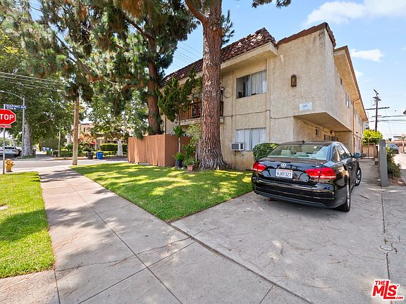 5th image of 8005 Waring Ave