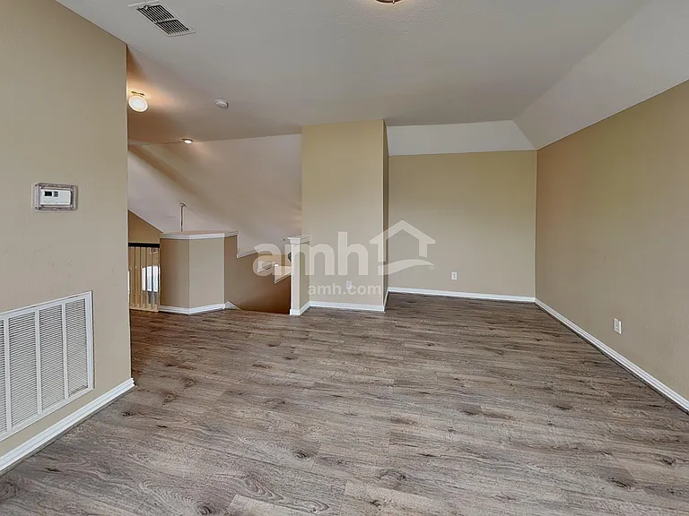 901 Muirfield Rd — Photo 10