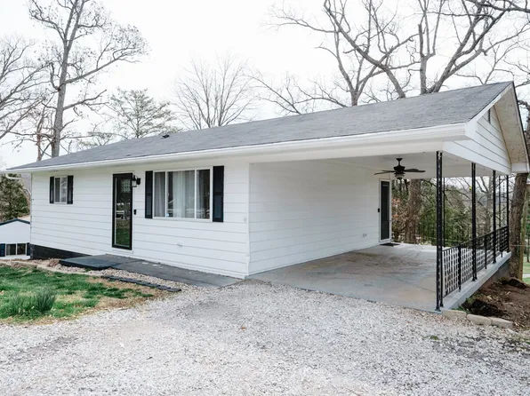 951 NE Main St, Paoli, IN 47454