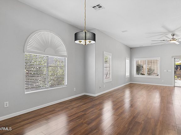 5th image of 16822 N 50TH Way
