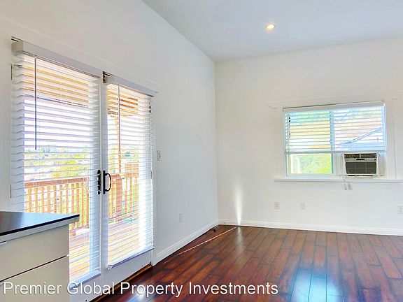 3rd image of 1432 Fairbanks Pl APT D