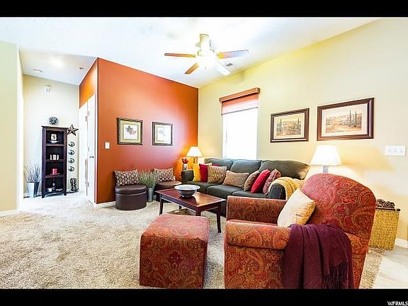 5th image of 824 E Red Sage Ln