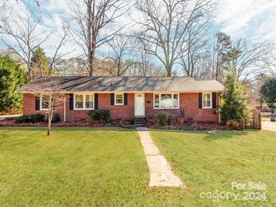 1 Burnett Dr, York, SC, 29745