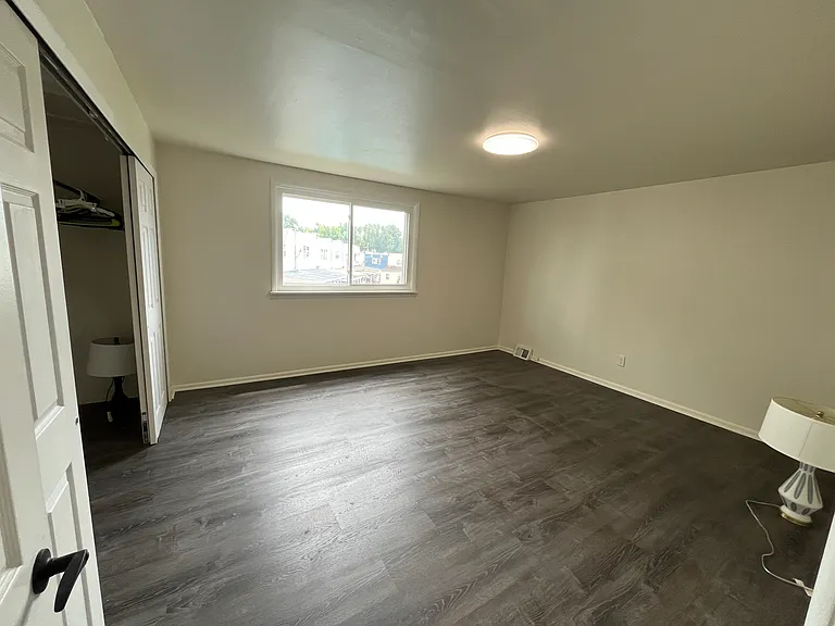 4227 Greenmount Rd — Photo 13