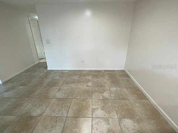 5th image of 1005 W Grace St