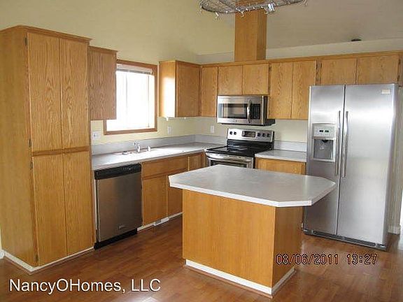 4th image of 16900 SE 19th St