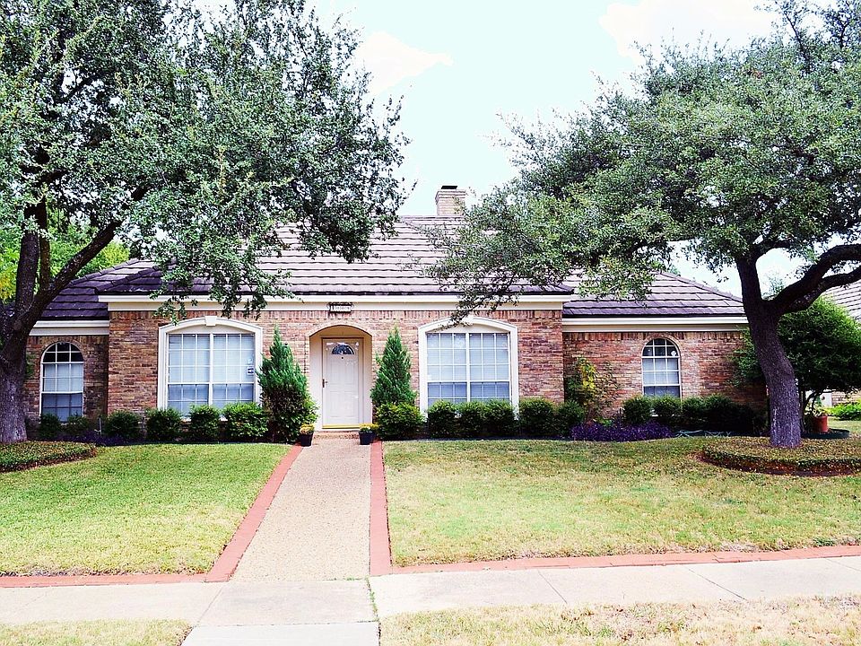 1st image of 1009 E Berkeley Dr