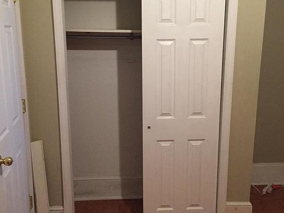 5th image of 625 Catharine St #1F