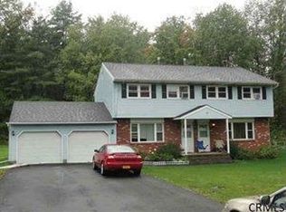 32 Woodin Rd, Clifton Park, NY 12065