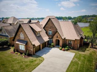 3114 Marina Dr, Athens, AL 35611