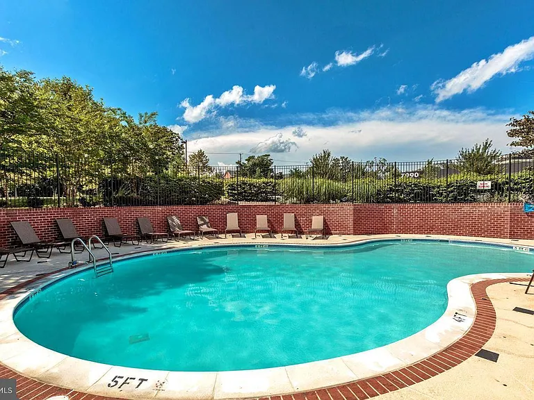 8032 Reserve Way — Photo 25