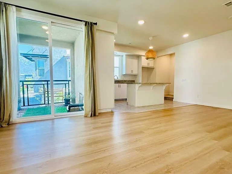 7817 Paxton Pl — Photo 3