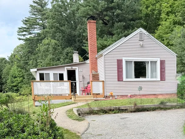 18 Boyes Ave, Brookfield, MA 01506