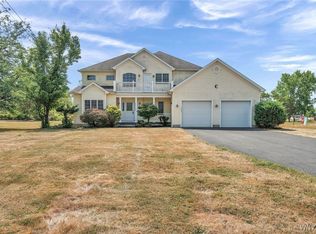 10025 Clarence Center Rd, Clarence, NY 14031