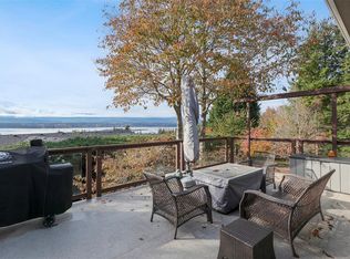 1225 Walter Gage St, Comox Valley, BC V9M 3X1
